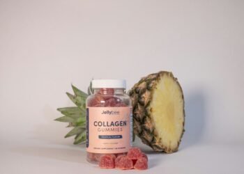 photo 1627467959124 1587d733bffb